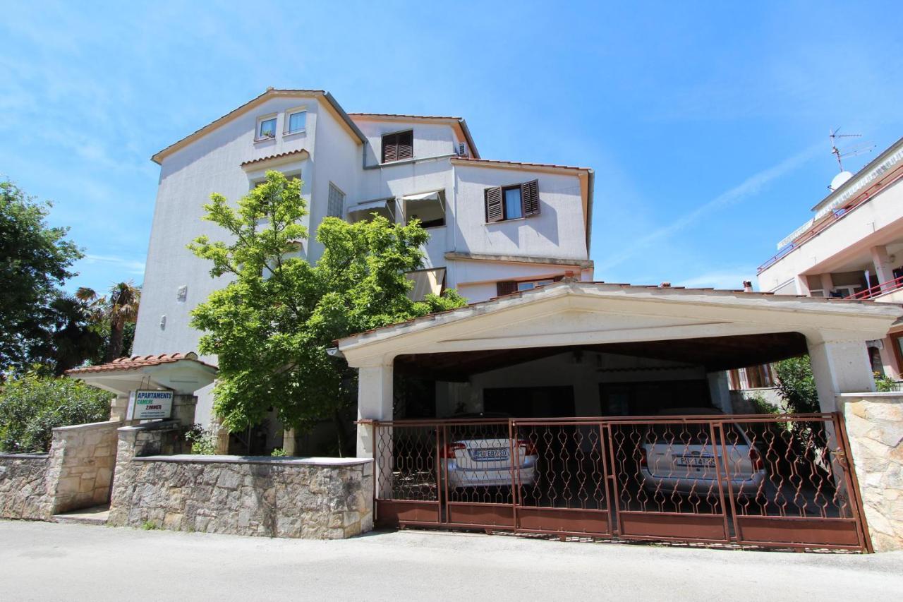 Rooms And Apartments Dino Rovinj Exterior photo