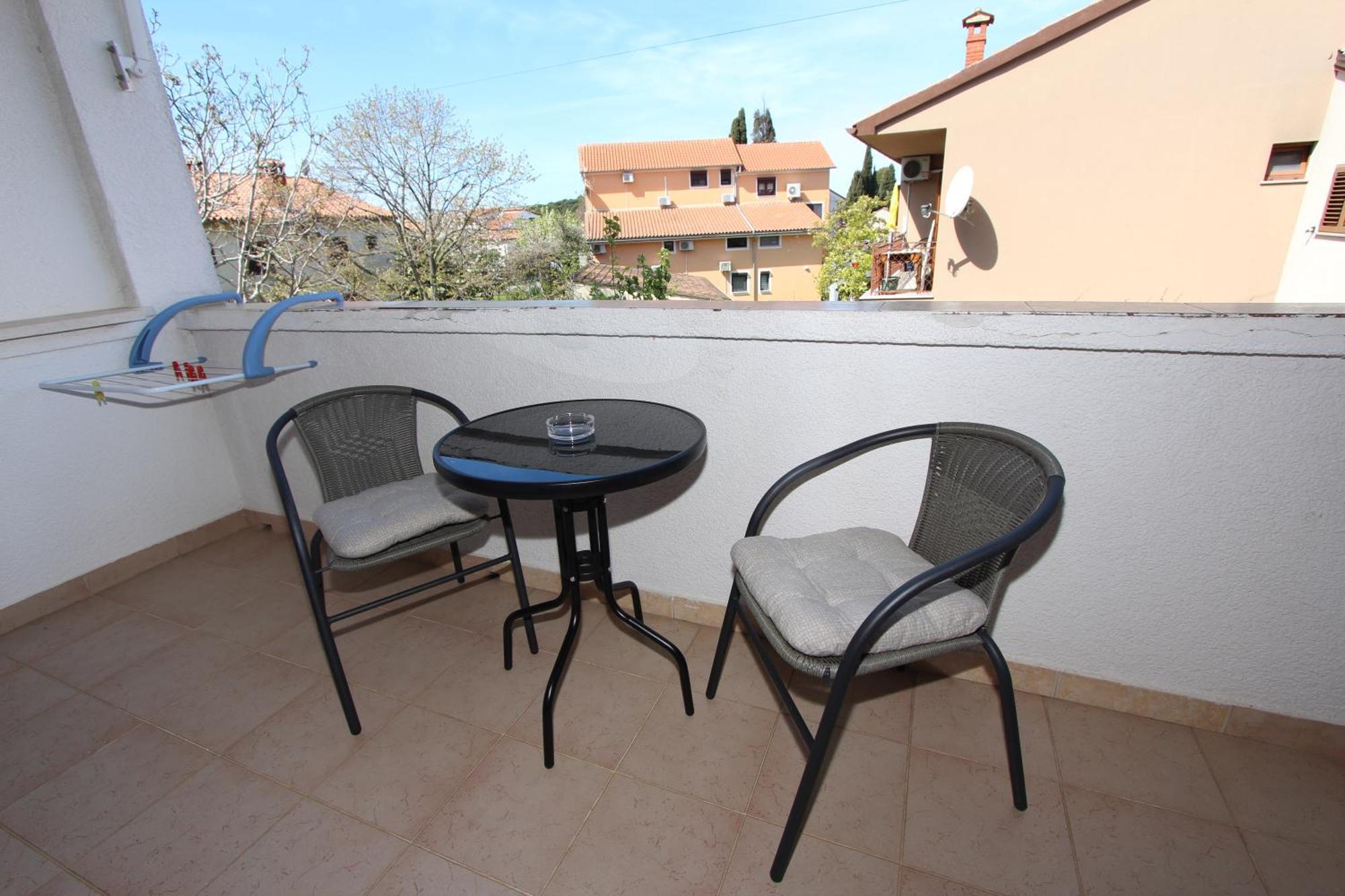 Rooms And Apartments Dino Rovinj Exterior photo
